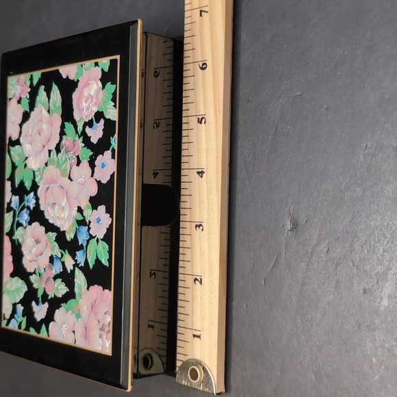 Otagiri Black Lacquered Jewelry/Trinket Box with Pink Florals. - Picture 9 of 11